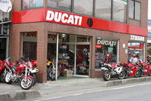 ストラーダ 外観